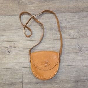 Vintage/Retro 90's Tan Leather Crossbody Northern Reflections Bag